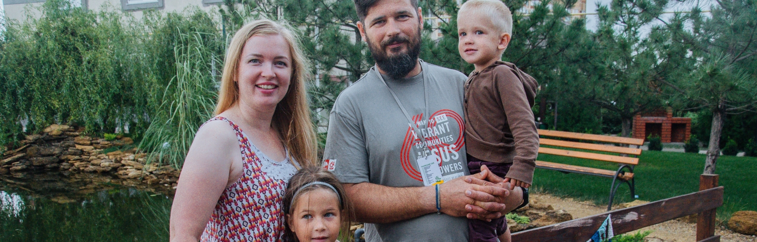 Als Familie In Mission Om Org